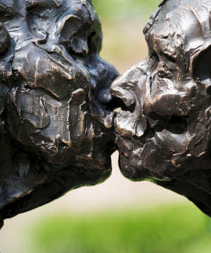 Beelden van de kunstenaar Natasja Bennink bekijken en kopen bij galerie Wildevuur