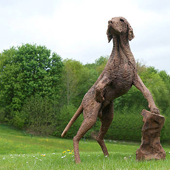 Jachthond | dieren beeld in brons van Edward Vandaele koopt u nu online! ✓Hoogste kwaliteit & service ✓Veilig betalen ✓Gratis verzending