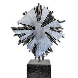 Op weg naar Vrede | natuur beeld in brons van Ernest Joachim koopt u nu online! ✓Hoogste kwaliteit & service ✓Veilig betalen ✓Gratis verzending