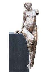 Zittende tors | bronzen beeld van een vrouw van Gerard Engels koopt u nu online! ✓Hoogste kwaliteit ✓Veilig betalen ✓Gratis verzending